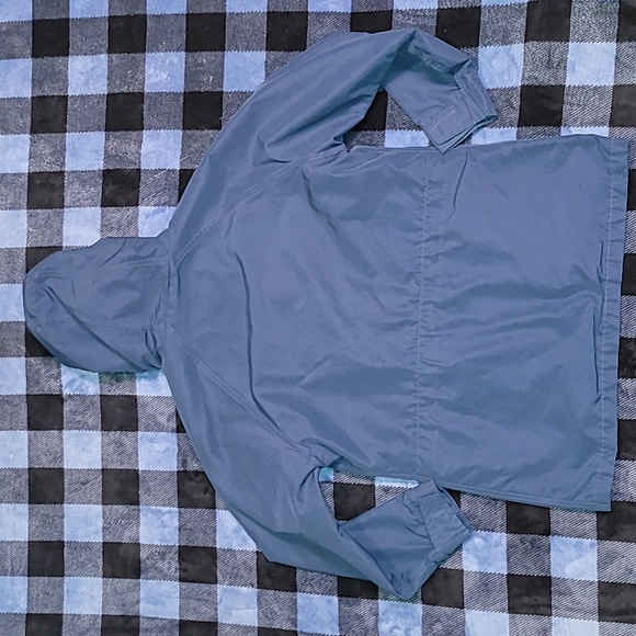 Vintage. Made in USA. Woolrich The Woman. Full-zip w/snap buttons. Medium - Picture 11 of 15